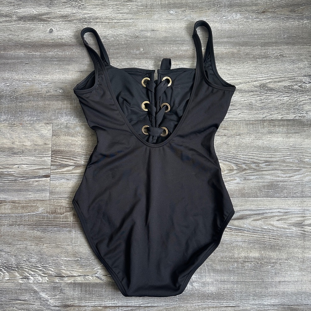 MICHAEL Michael Kors Black and Gold Detail Accessory - Picture 3 of 11